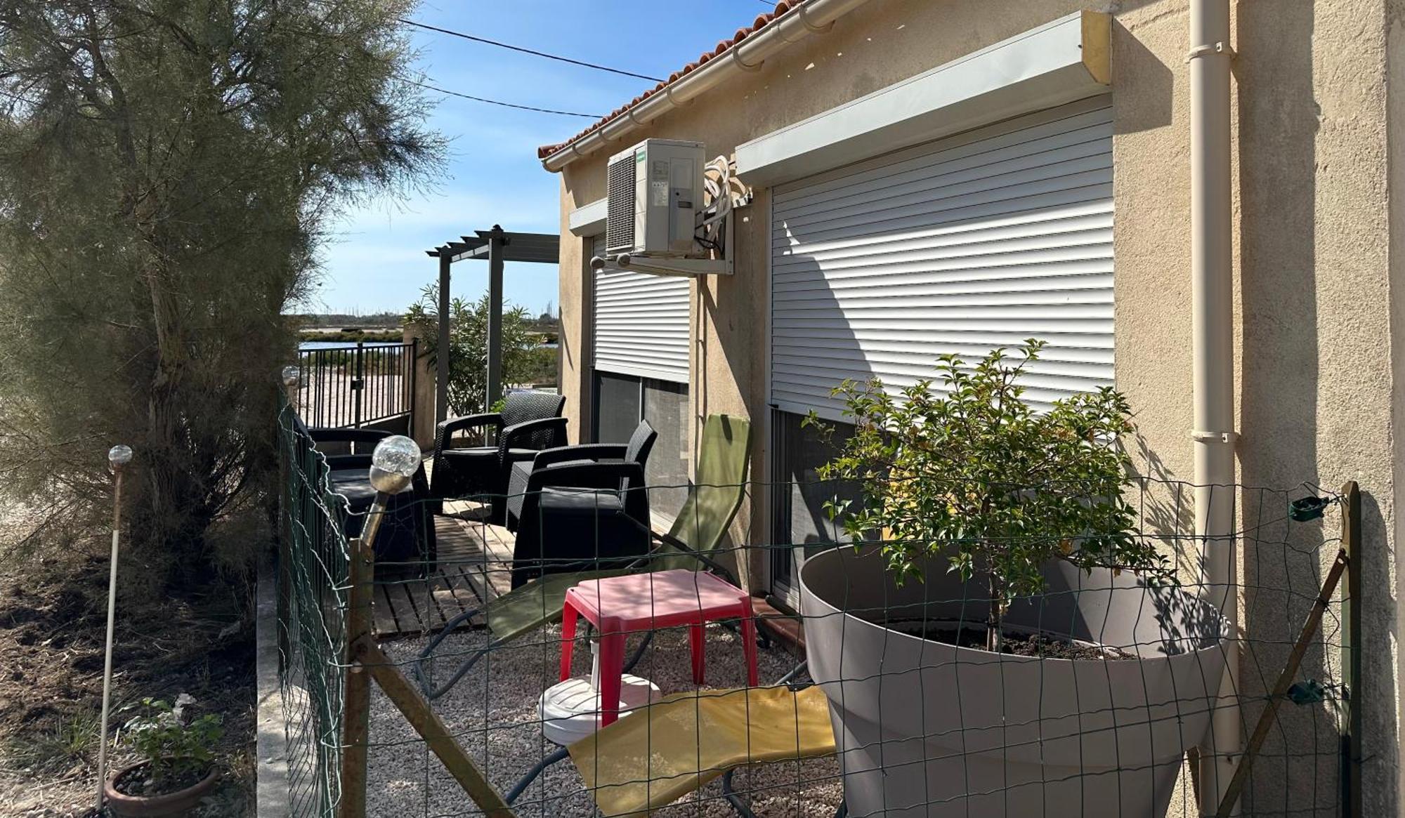 Villa La Dauradelle Port-Saint-Louis-du-Rhône Exterior foto